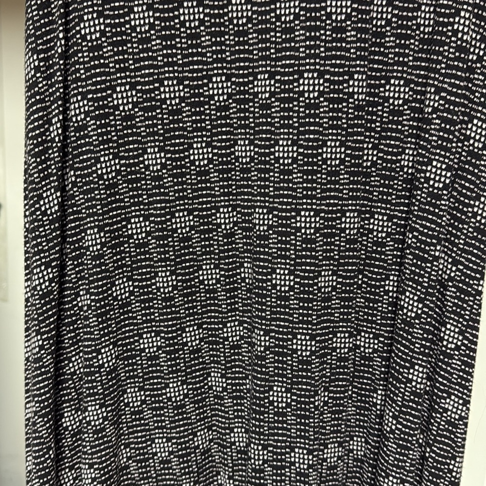 Old navy small black and white swing dress - Picture 3 of 3